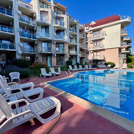 Starfish Romantic Free Parking Pool View Near דירה *